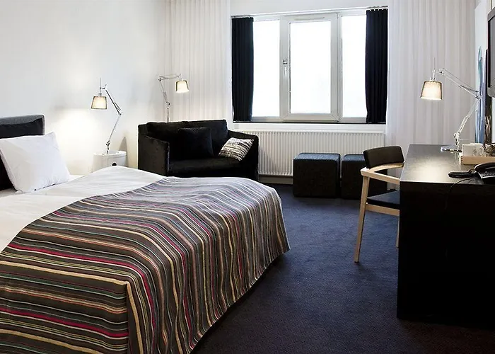 Otel Milling 3*